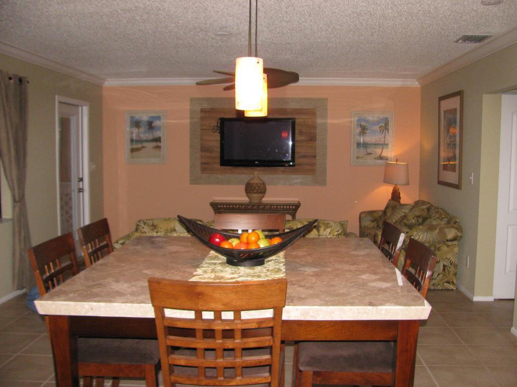 Queens Gate Resort Bradenton Beach Chambre photo