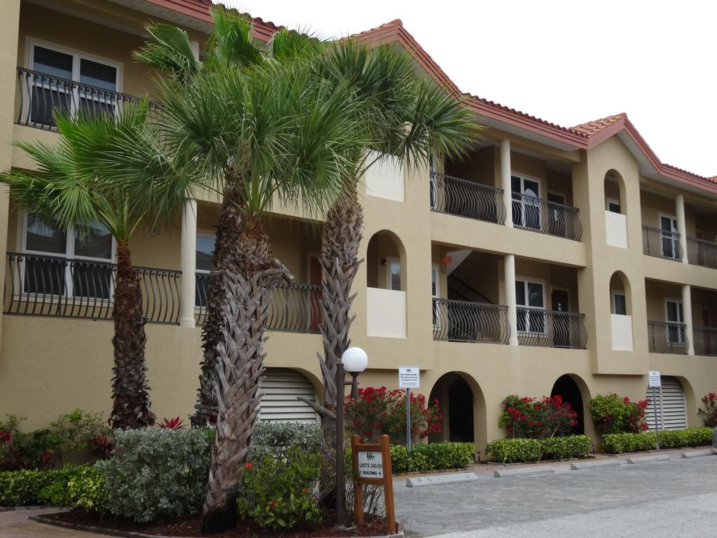 Queens Gate Resort Bradenton Beach Extérieur photo